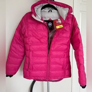 Canada goose camp hooded packable puffer - size small/ with tags